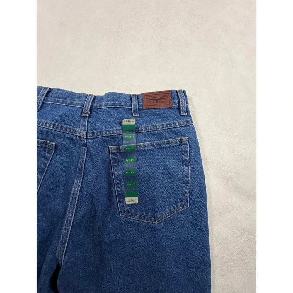 New LL Bean‎ Mens Classic Fit Jeans 35x32 Medium Wash Blue Denim Straight Leg